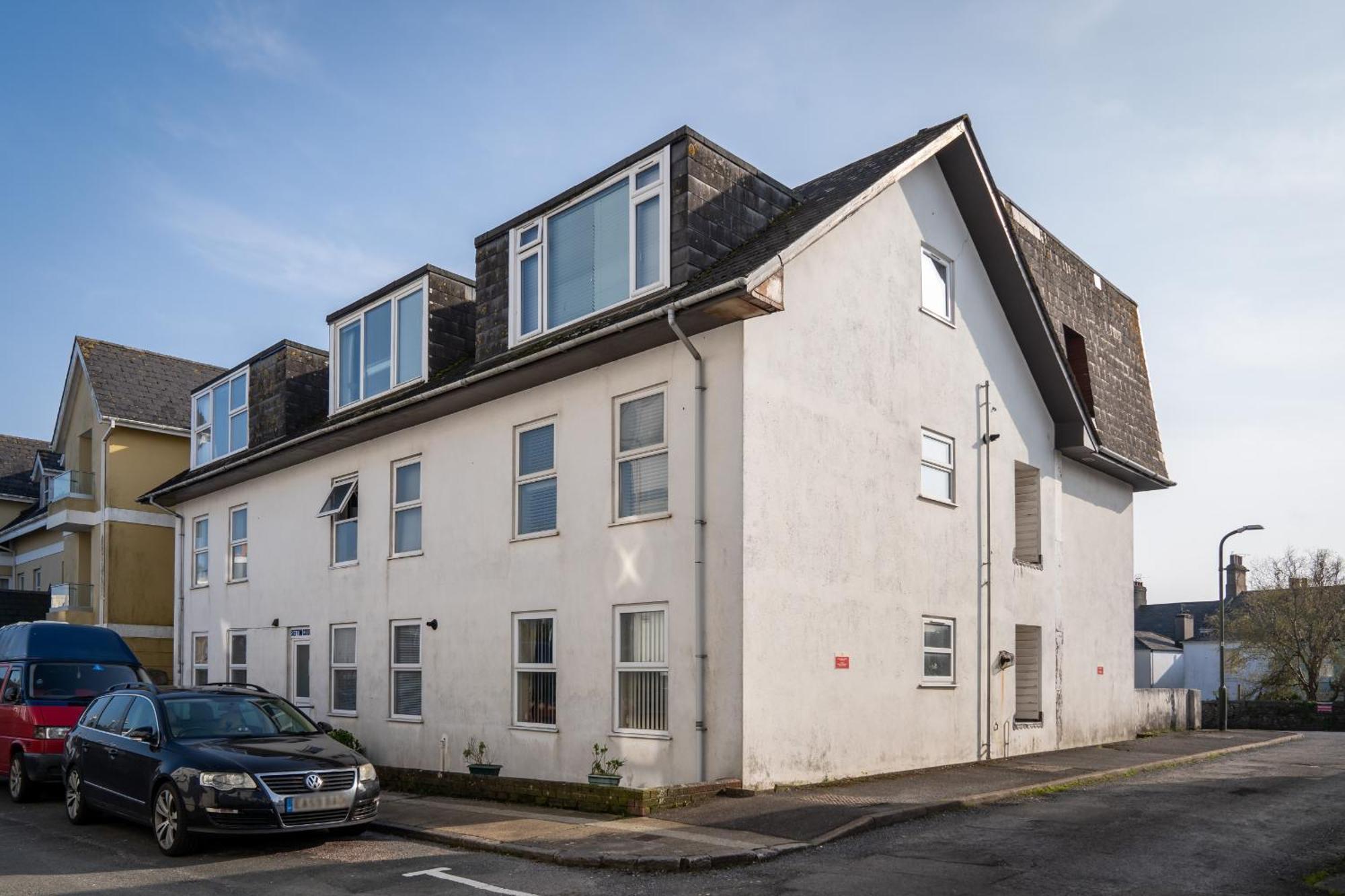 Lawsons Place - Family-Friendly Apartment With Parking On Babbacombe Downs In 托基 外观 照片