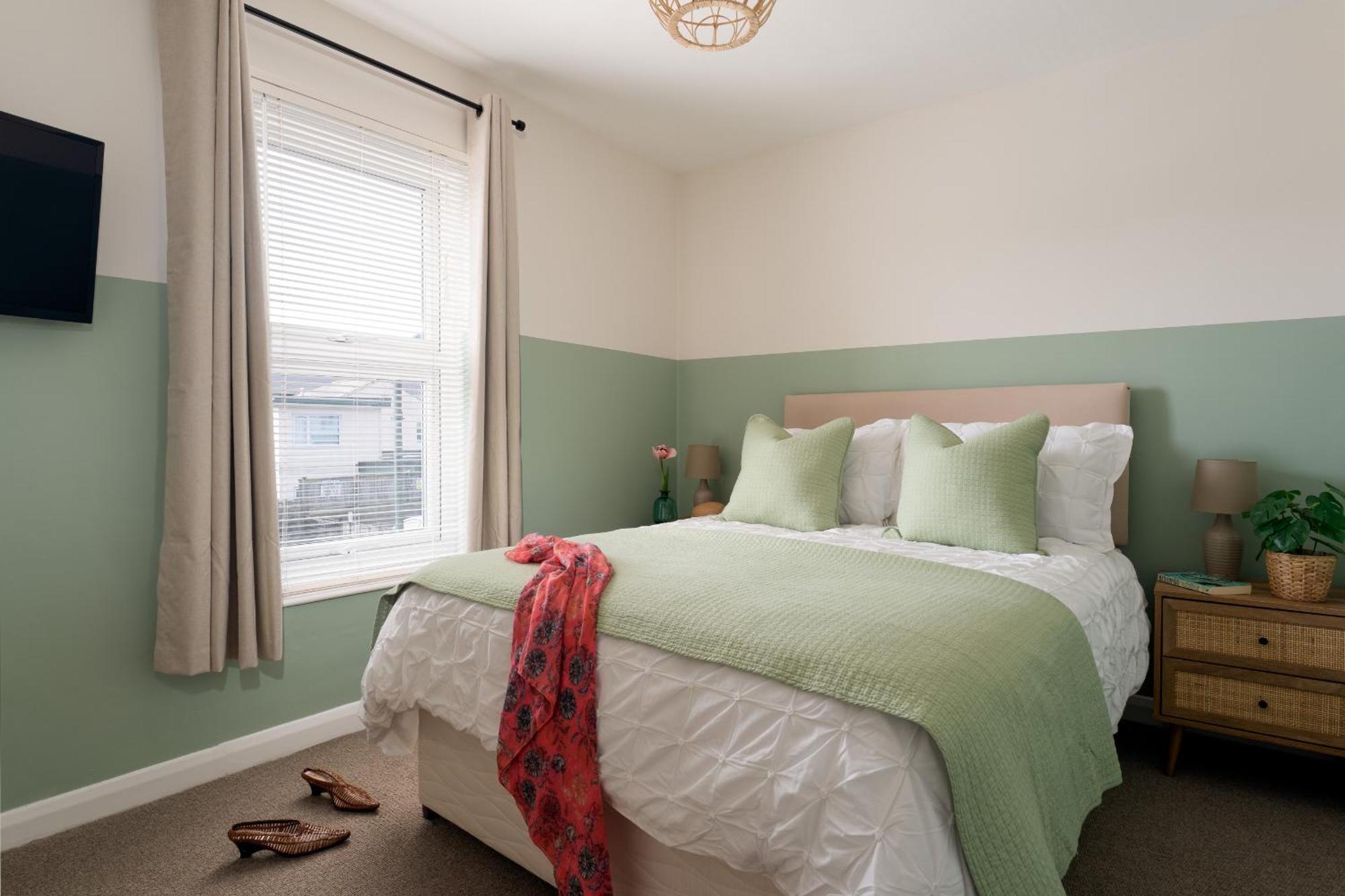 Lawsons Place - Family-Friendly Apartment With Parking On Babbacombe Downs In 托基 外观 照片